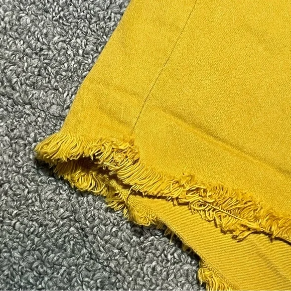 Universal Thread High Rise Midi Shorts Womens Size 2 Mustard Cut Off Denim - Picture 8 of 9